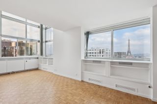 luxury apartment 5 Rooms for sale on PARIS (75015)
