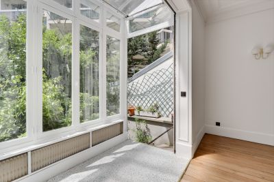 luxury house 8 Rooms for sale on PARIS (75016) Sale Luxury house Paris 16 8 Rooms 225 m²