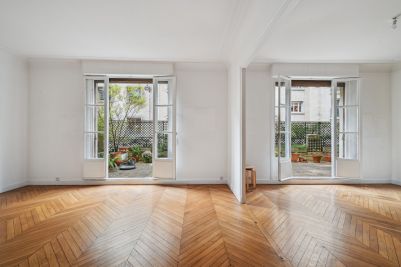 luxury apartment 5 Rooms for sale on PARIS (75016) Sale Luxury apartment Paris 16 5 Rooms 133 m²