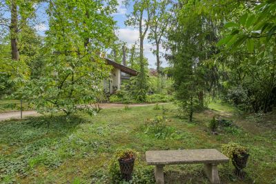 maison de luxe 7 Pièces en vente sur RUEIL MALMAISON (92500) Vente Maison de luxe Rueil-Malmaison 7 Pièces 174 m²