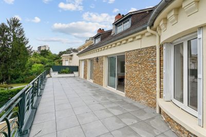 Sale Luxury house Saint-Cloud 10 Rooms 440 m²
