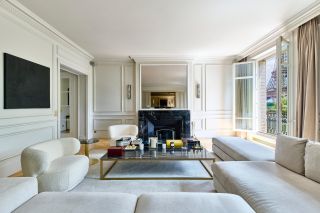 luxury apartment 6 Rooms for sale on PARIS (75016)