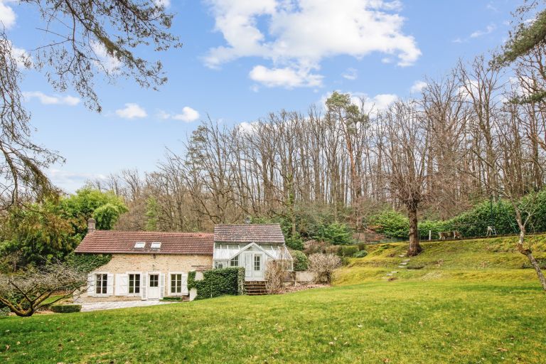 maison de luxe 5 Pièces en vente sur GROSROUVRE (78490)