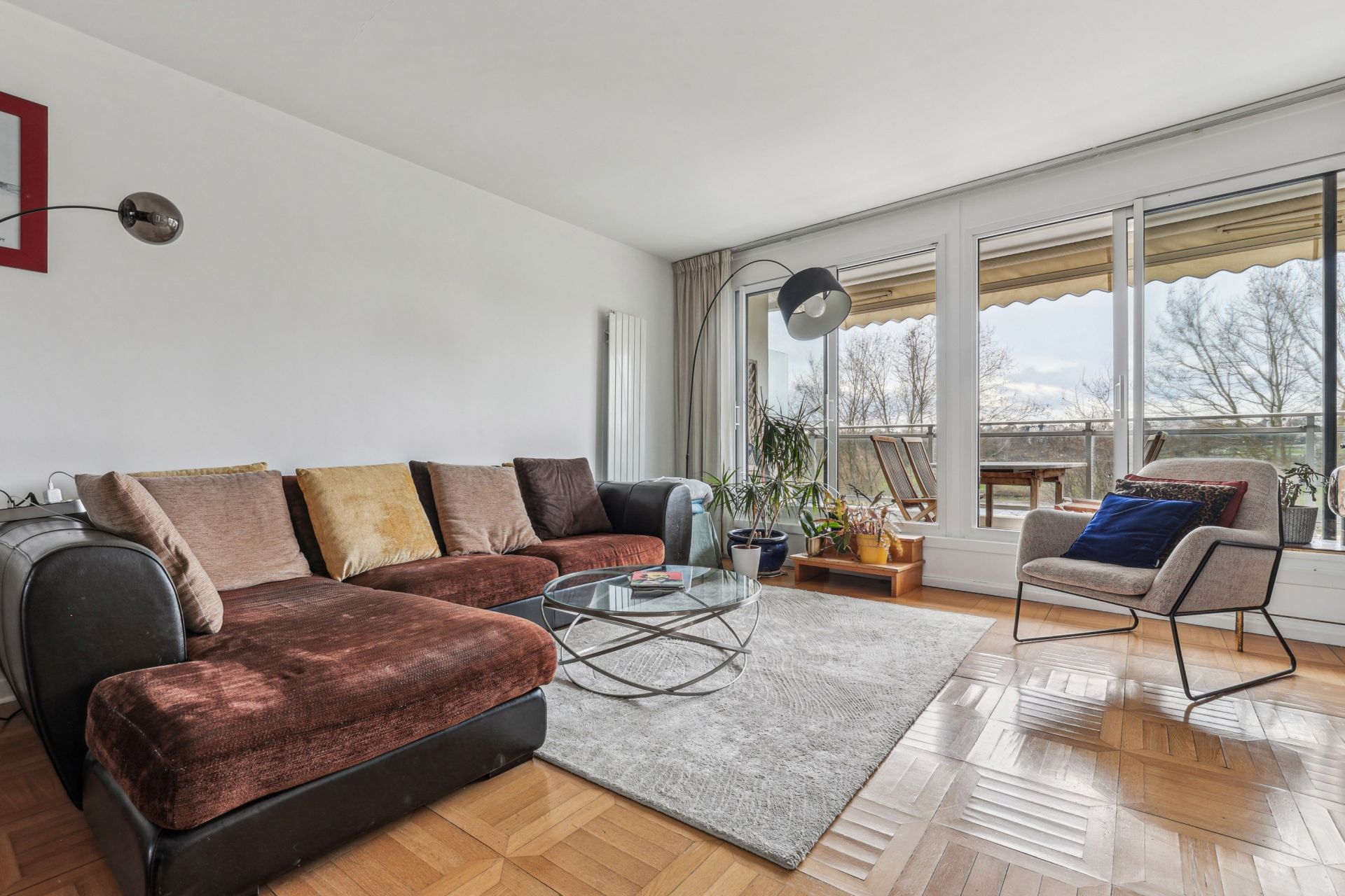 luxury apartment 5 Rooms for sale on ST CLOUD (92210)