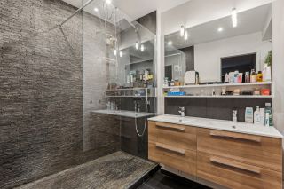 luxury apartment 5 Rooms for sale on ST CLOUD (92210)