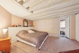 luxury apartment 4 Rooms for sale on PARIS (75003)