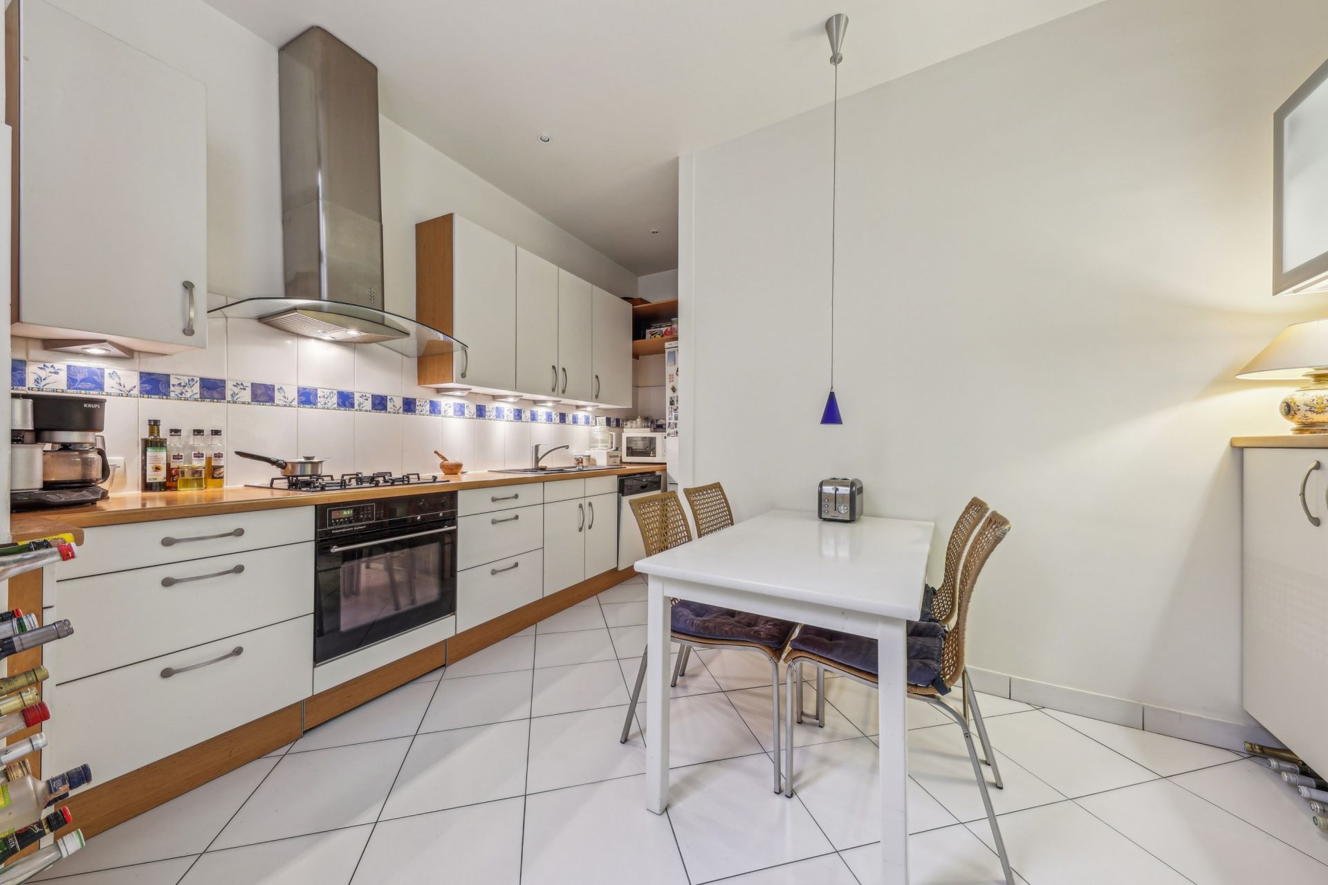 luxury apartment 6 Rooms for sale on PARIS (75017)