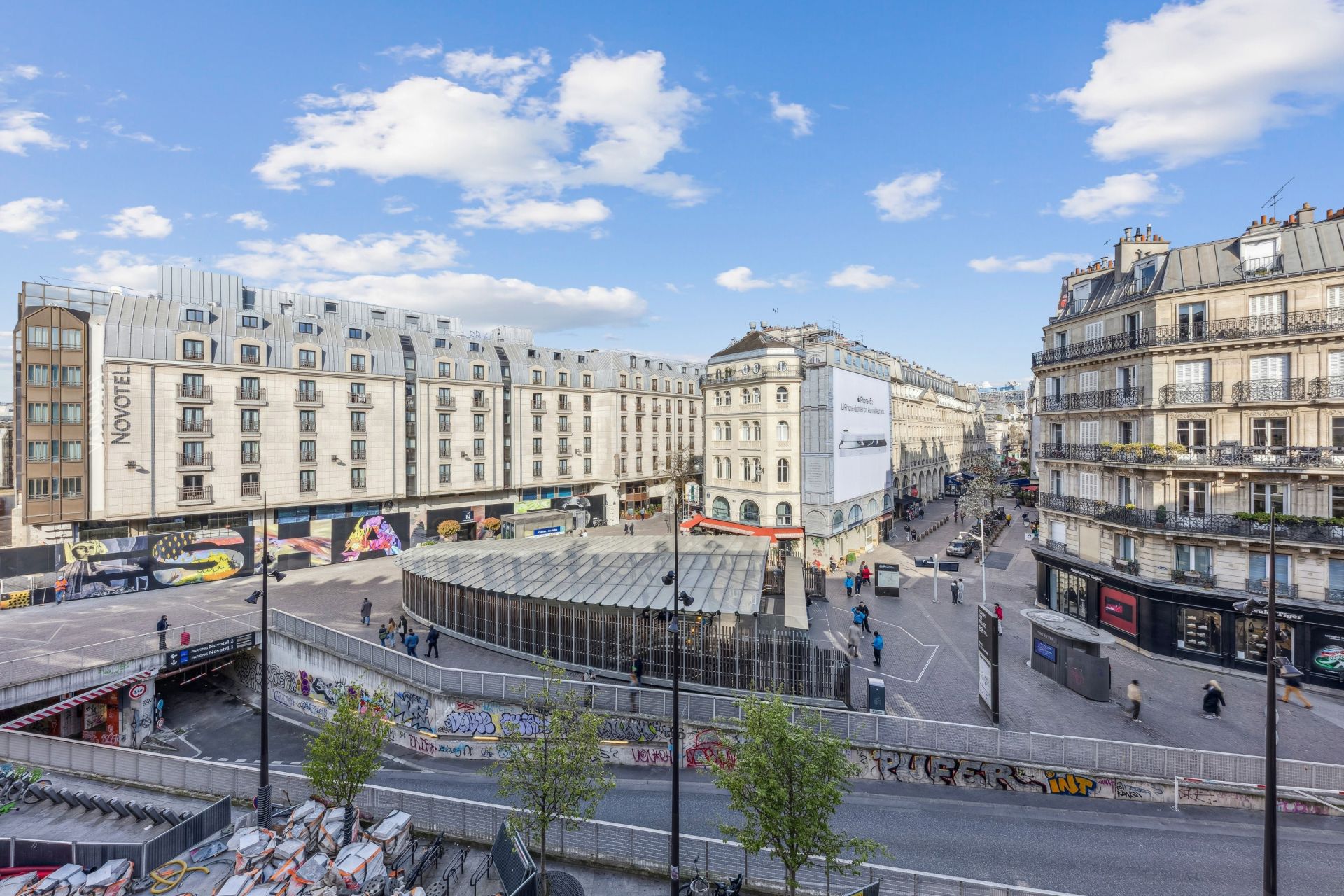 luxury apartment 4 Rooms for sale on PARIS (75001)