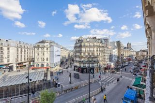 luxury apartment 4 Rooms for sale on PARIS (75001)
