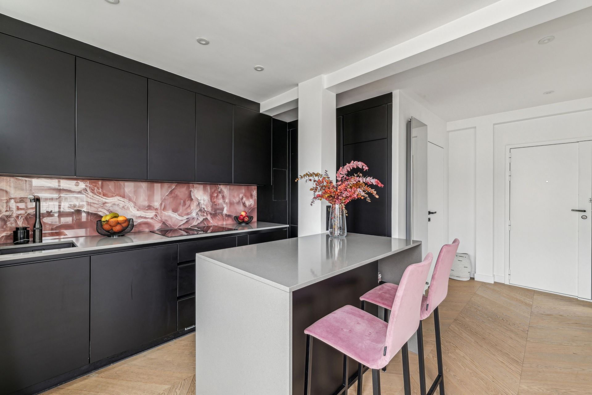 luxury apartment 5 Rooms for sale on PARIS (75007)