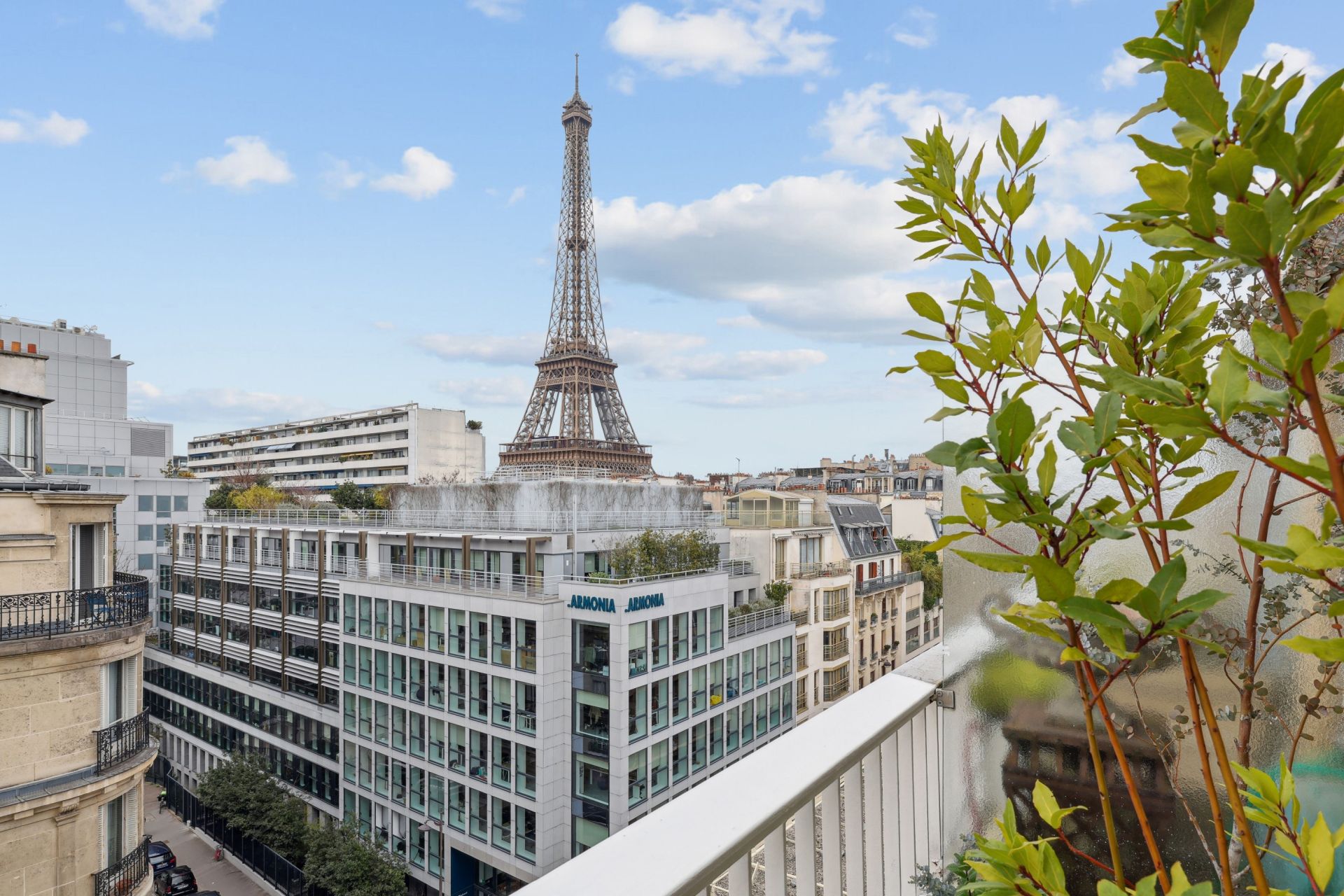 luxury apartment 5 Rooms for sale on PARIS (75007)