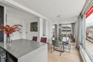 luxury apartment 5 Rooms for sale on PARIS (75007)
