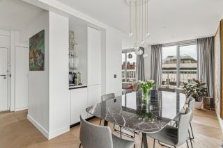 luxury apartment 5 Rooms for sale on PARIS (75007)