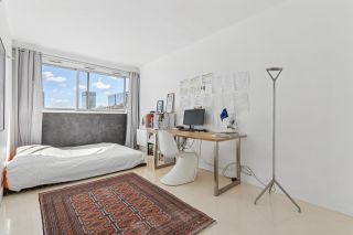luxury apartment 4 Rooms for sale on COURBEVOIE (92400)