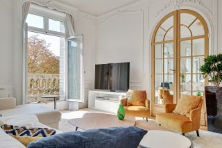luxury apartment 8 Rooms for sale on PARIS (75016)