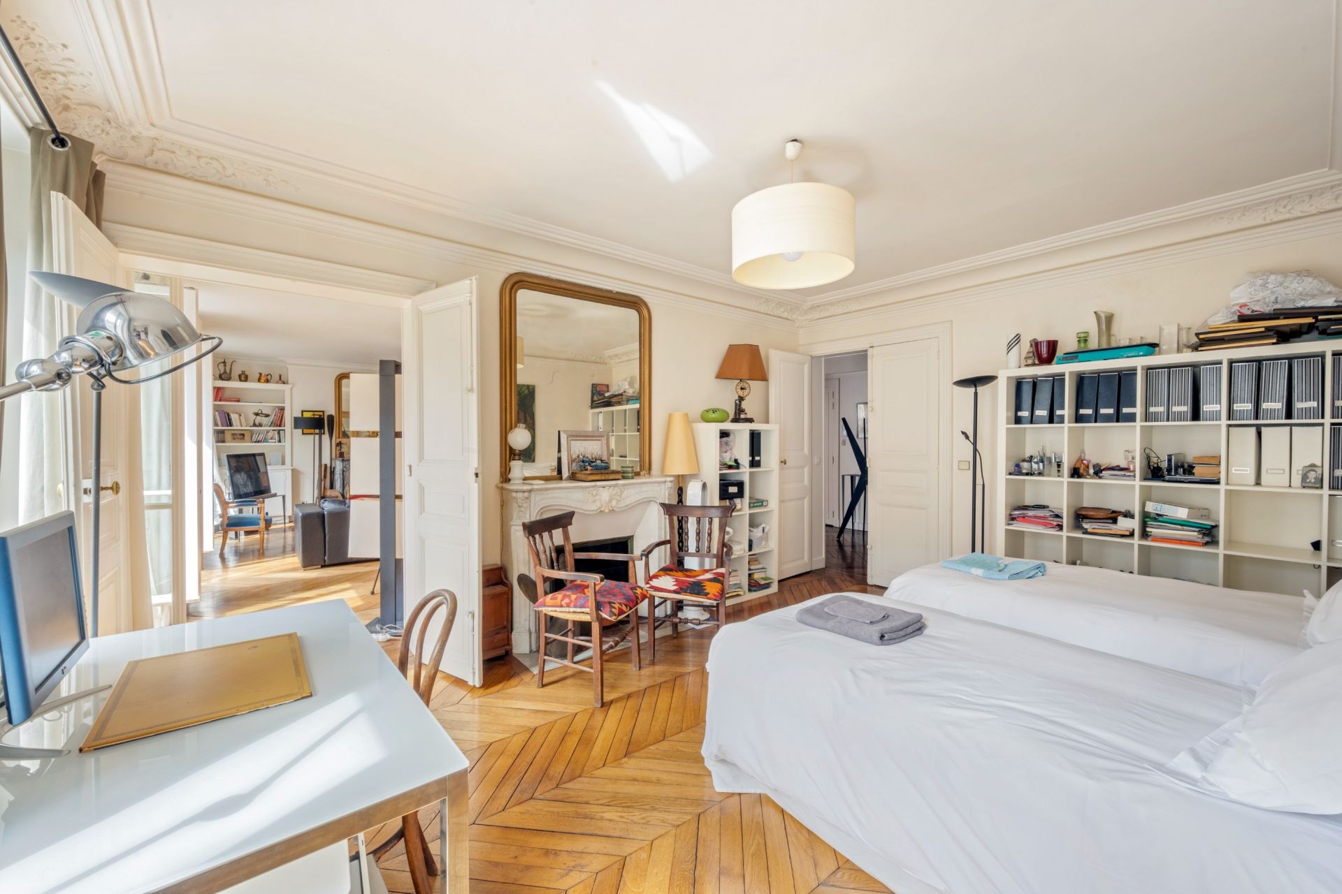 luxury apartment 4 Rooms for sale on PARIS (75003)