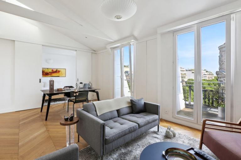 luxury apartment 2 Rooms for sale on PARIS (75016)