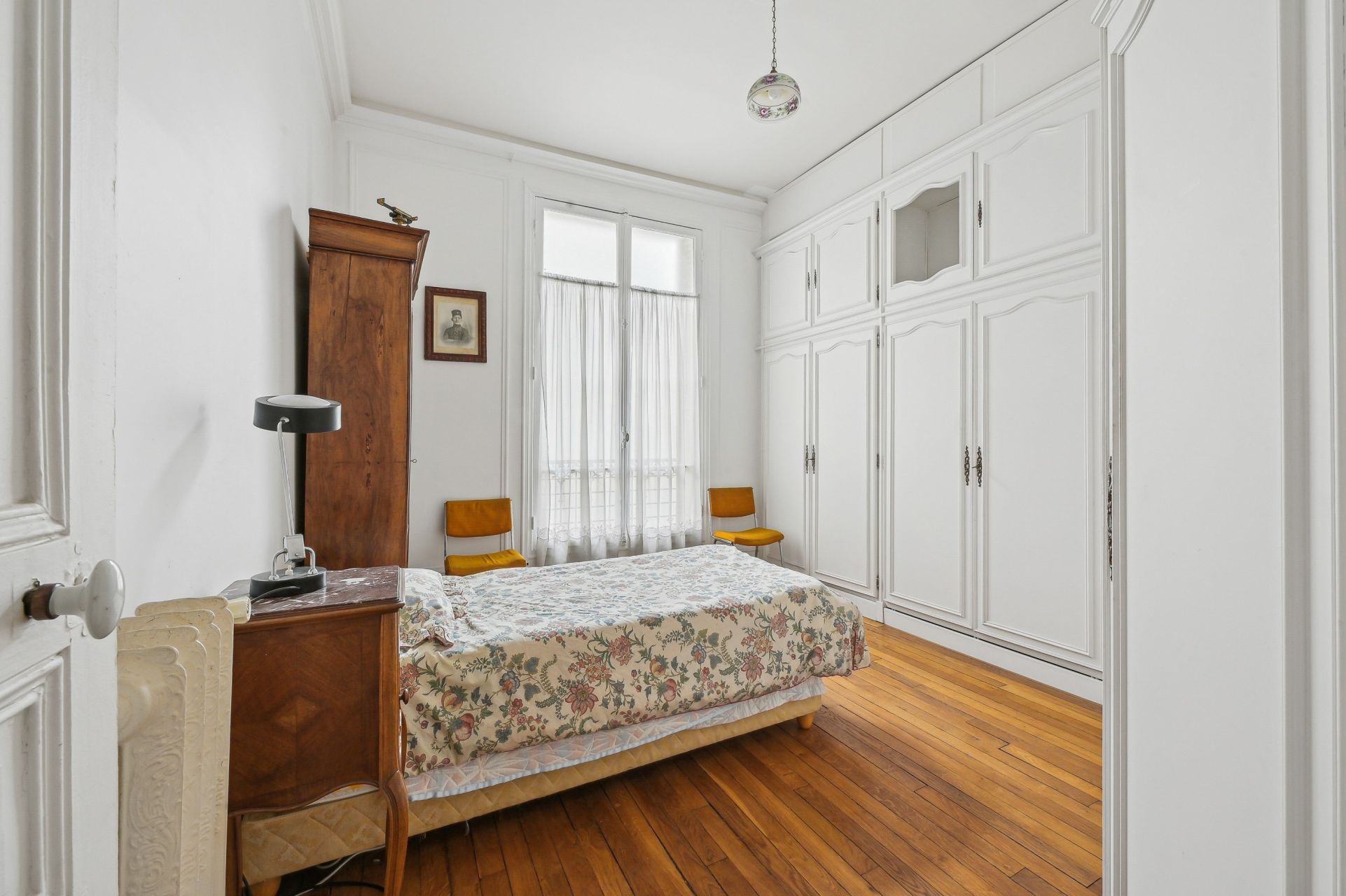 luxury apartment 5 Rooms for sale on PARIS (75017)