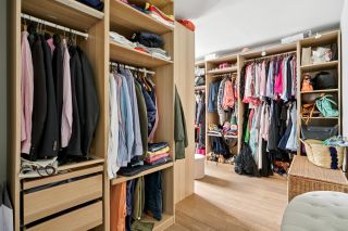 luxury house 8 Rooms for sale on NEUILLY SUR SEINE (92200)