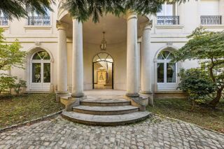 luxury villa 11 Rooms for sale on LA VARENNE ST HILAIRE (94210)