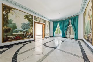 luxury villa 11 Rooms for sale on LA VARENNE ST HILAIRE (94210)