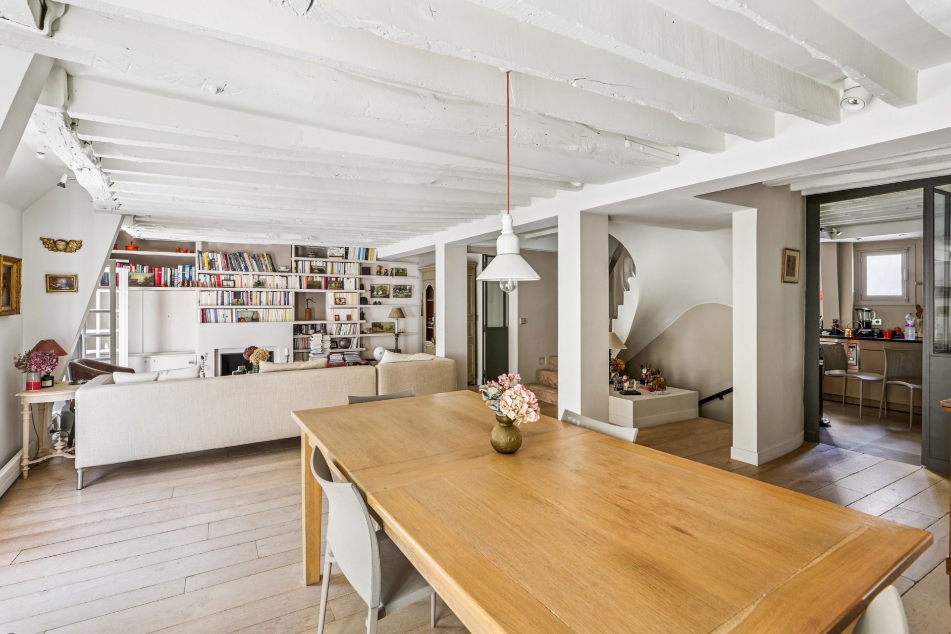 luxury apartment 7 Rooms for sale on PARIS (75005)