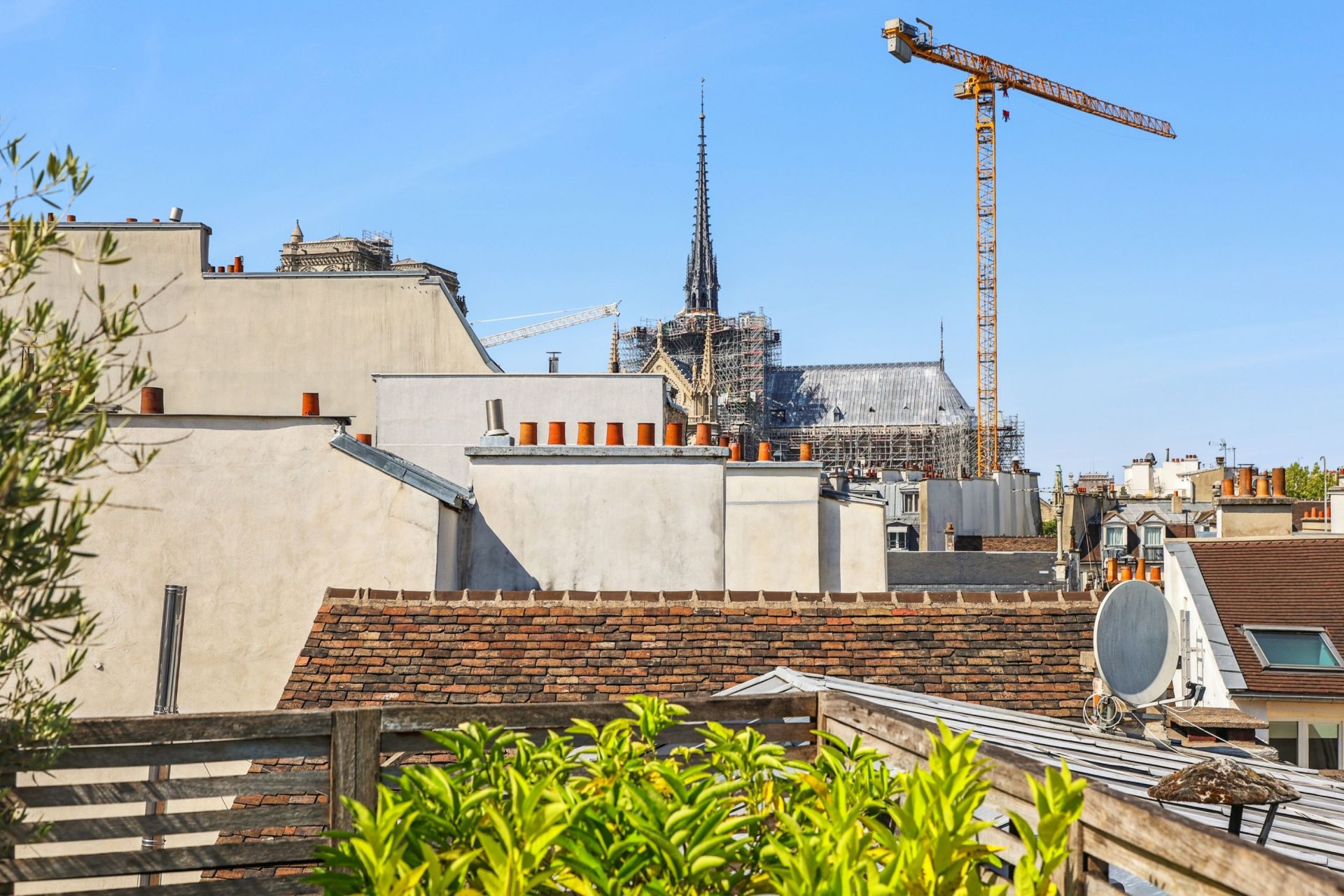 luxury apartment 7 Rooms for sale on PARIS (75005)