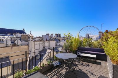 Sale Luxury apartment Paris 1 2 Rooms 58 m²