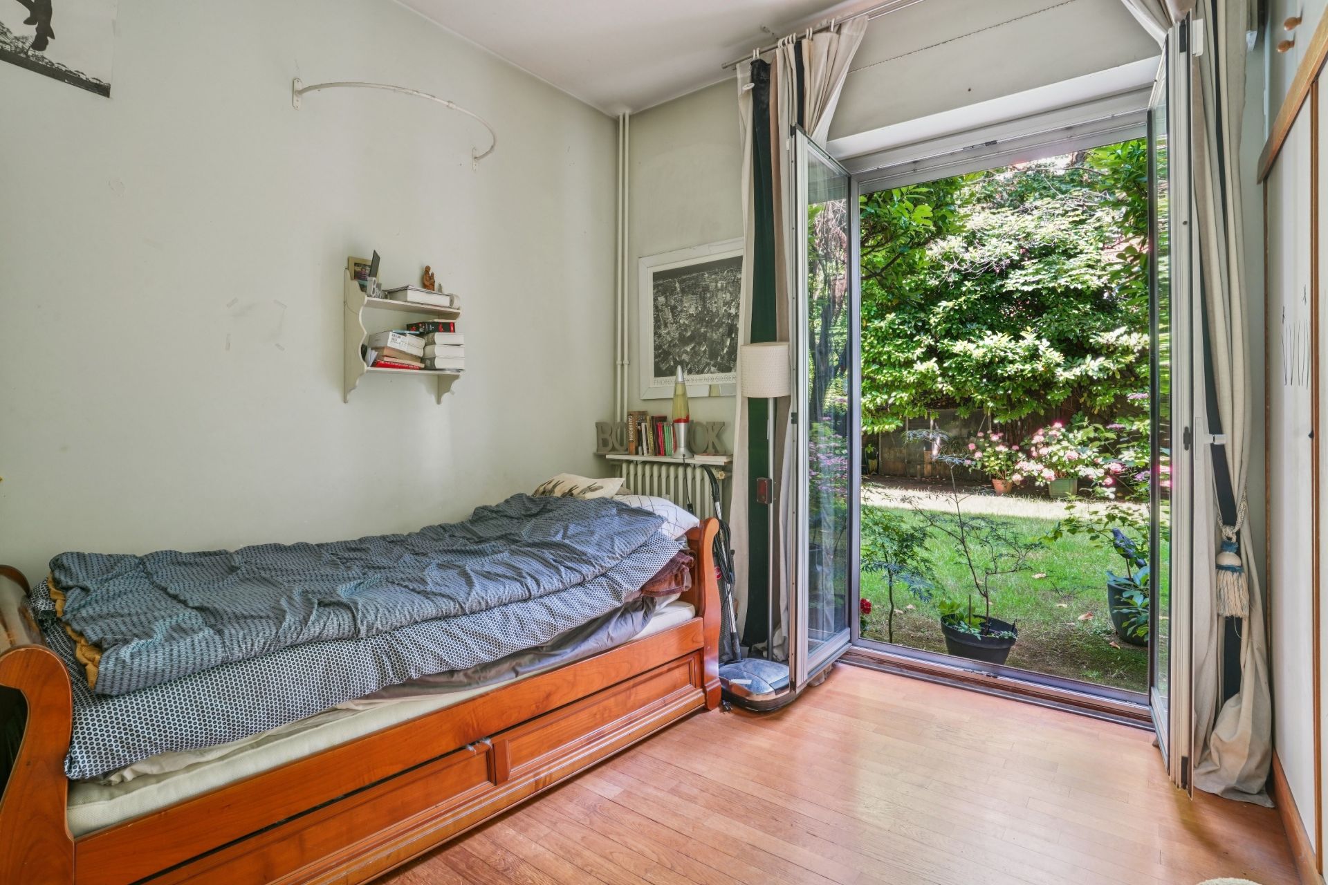 luxury apartment 6 Rooms for sale on NEUILLY SUR SEINE (92200)