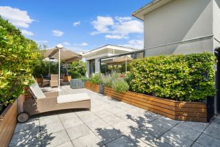 luxury apartment 5 Rooms for sale on NEUILLY SUR SEINE (92200)