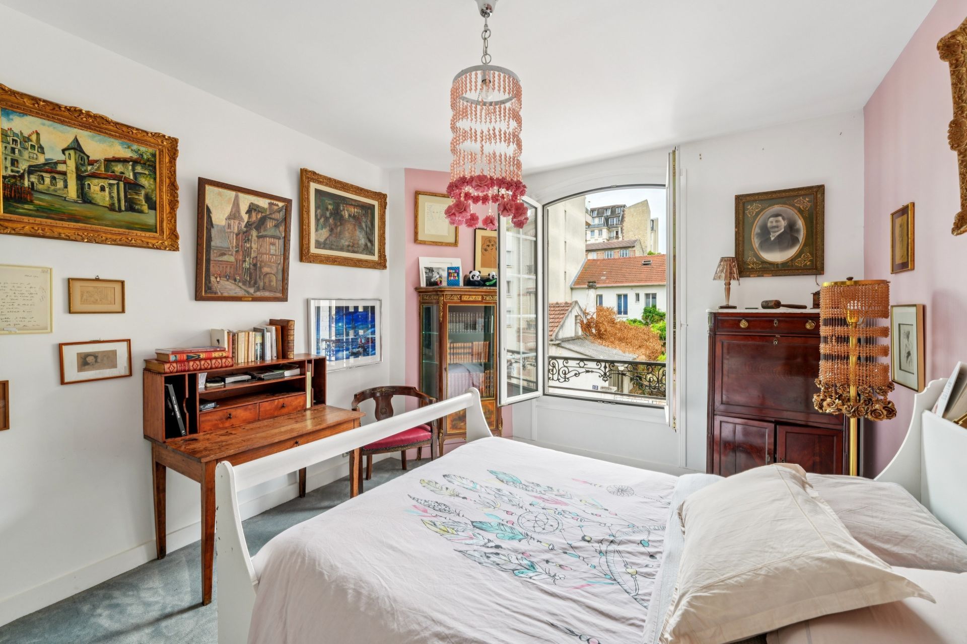 luxury house 6 Rooms for sale on ASNIERES SUR SEINE (92600)