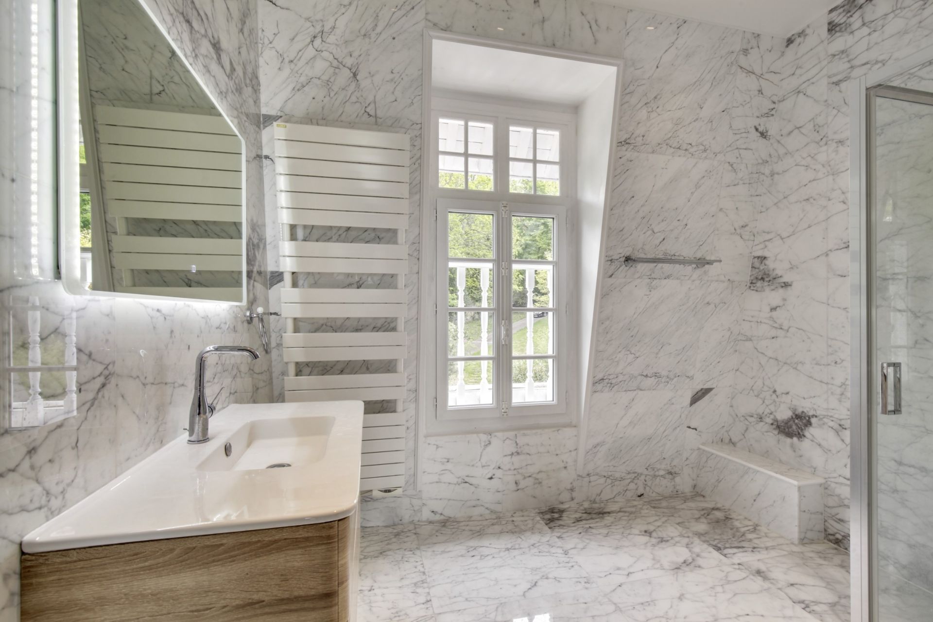 luxury house 11 Rooms for rent on LOUVECIENNES (78430)