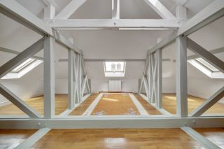 luxury house 11 Rooms for rent on LOUVECIENNES (78430)