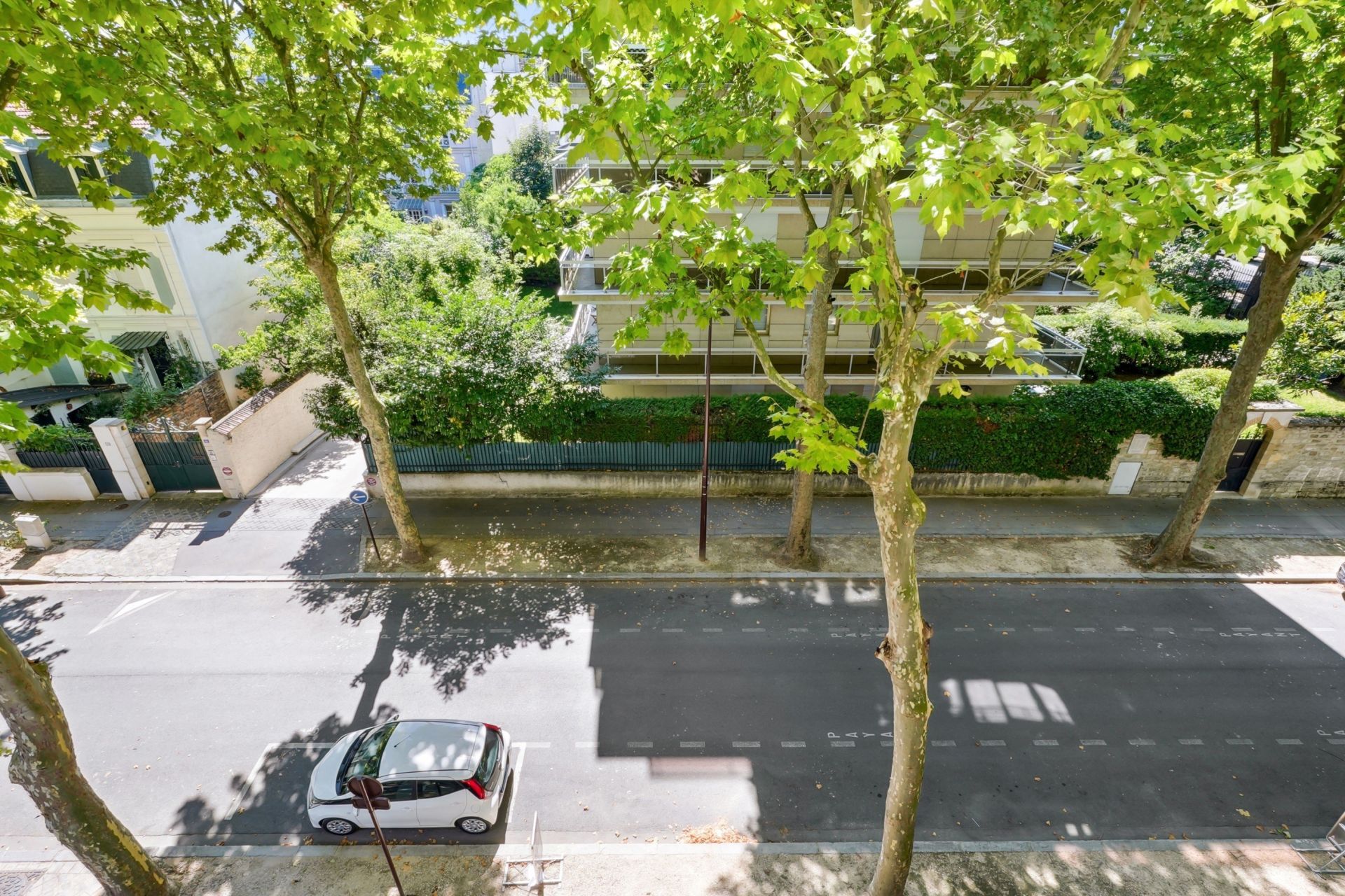 luxury apartment 4 Rooms for sale on NEUILLY SUR SEINE (92200)