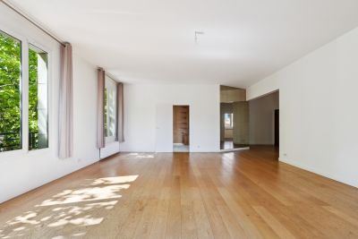 luxury apartment 4 Rooms for sale on NEUILLY SUR SEINE (92200) Sale Luxury apartment Neuilly-sur-Seine 4 Rooms 127 m²