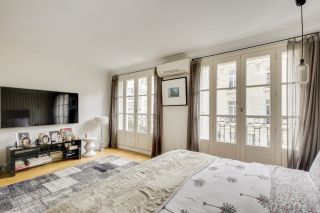 luxury apartment 7 Rooms for sale on PARIS (75016)