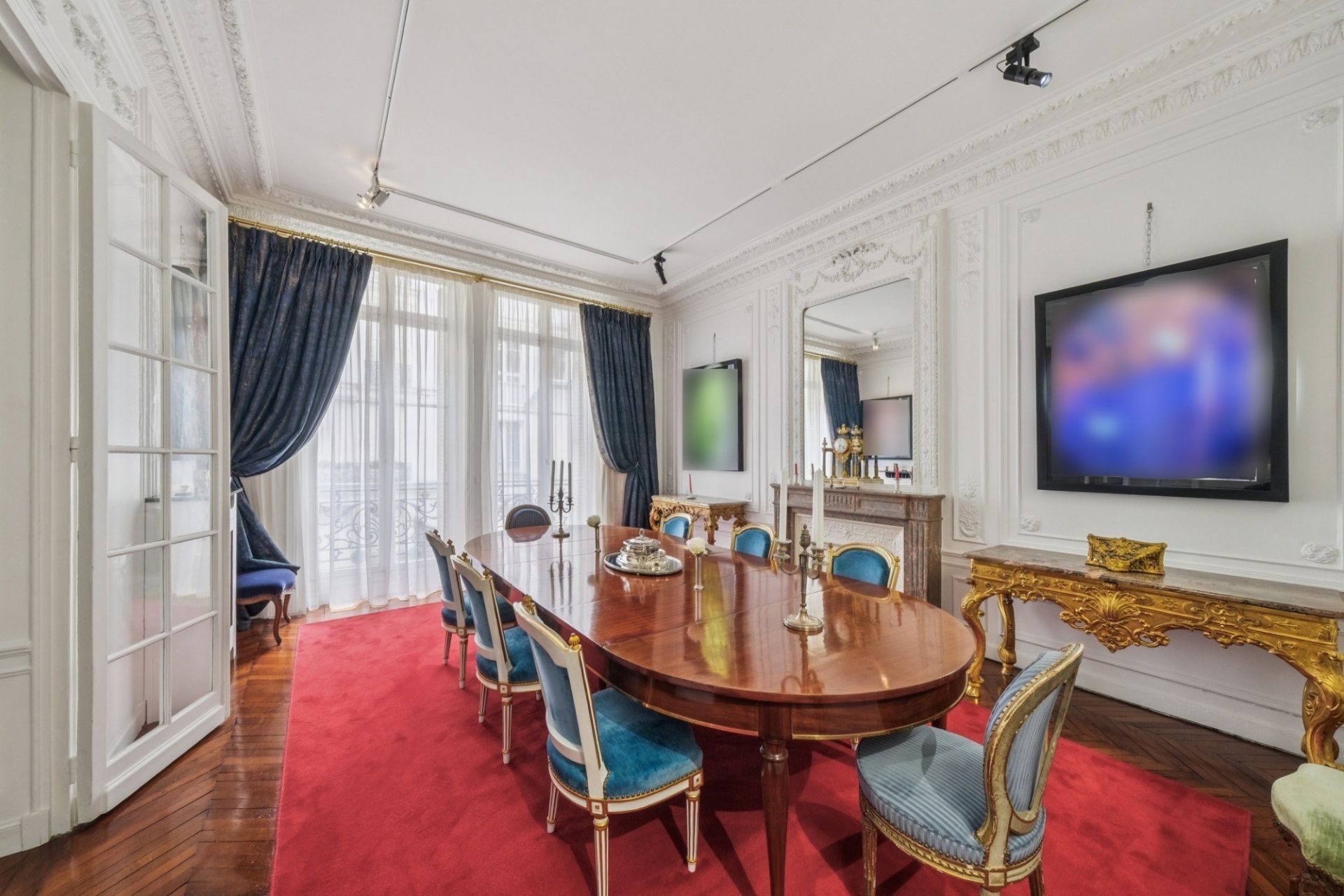 luxury apartment 5 Rooms for sale on PARIS (75016)