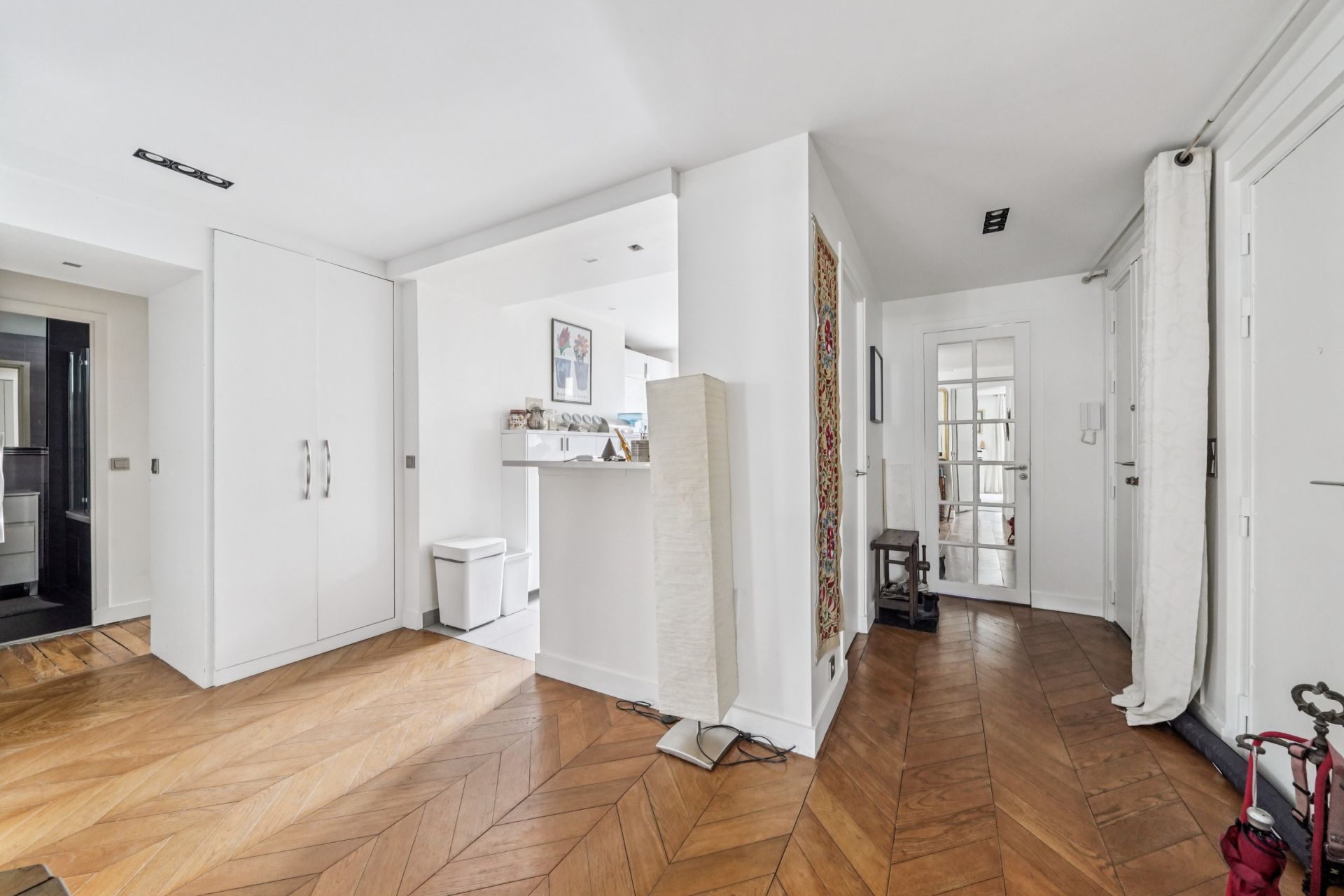 luxury apartment 3 Rooms for sale on PARIS (75016)