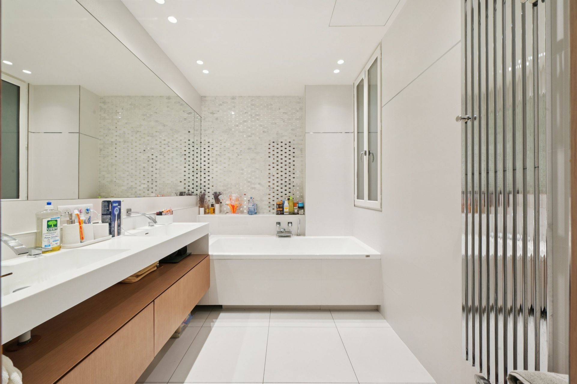 luxury apartment 6 Rooms for sale on PARIS (75008)