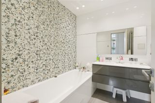 luxury apartment 6 Rooms for sale on PARIS (75008)