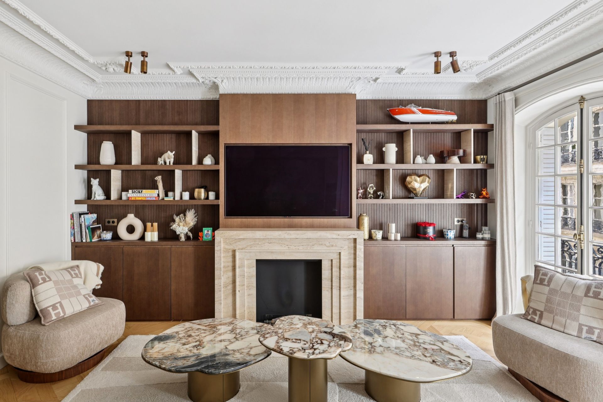 luxury apartment 4 Rooms for sale on NEUILLY SUR SEINE (92200)