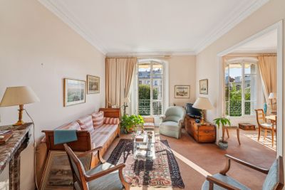 Sale Luxury apartment Neuilly-sur-Seine 3 Rooms 62 m²