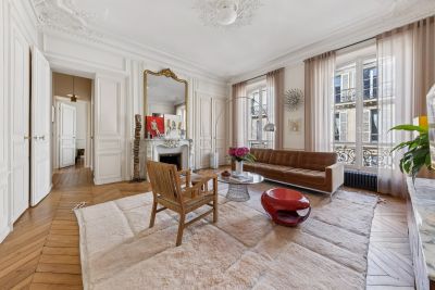 Sale Luxury apartment Paris 9 5 Rooms 127 m²