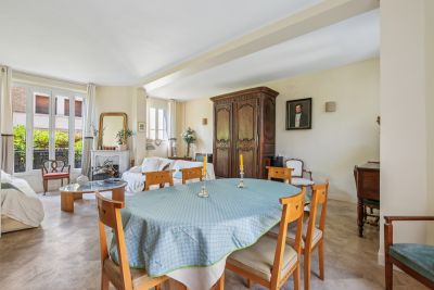 maison de luxe 7 Pièces en vente sur LA GARENNE COLOMBES (92250) Vente Maison de luxe La Garenne-Colombes 7 Pièces 218 m²