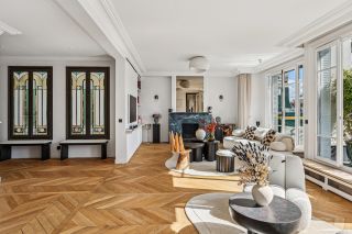 luxury apartment 6 Rooms for sale on PARIS (75016)