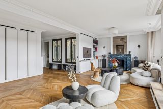 luxury apartment 6 Rooms for sale on PARIS (75016)