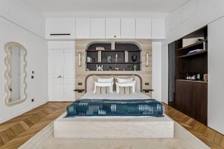 luxury apartment 6 Rooms for sale on PARIS (75016)