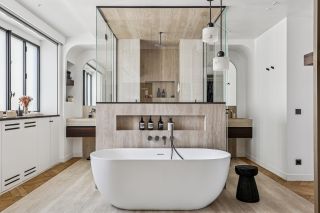 luxury apartment 6 Rooms for sale on PARIS (75016)