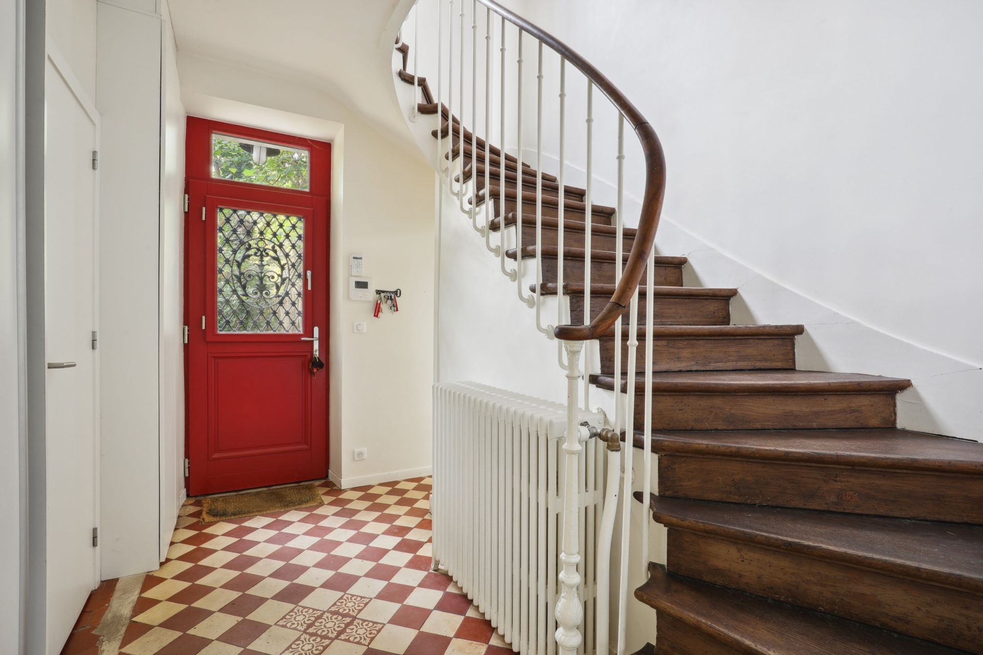 luxury house 9 Rooms for sale on SEVRES (92310)