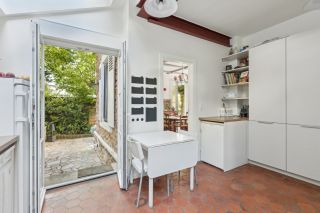 luxury house 9 Rooms for sale on SEVRES (92310)